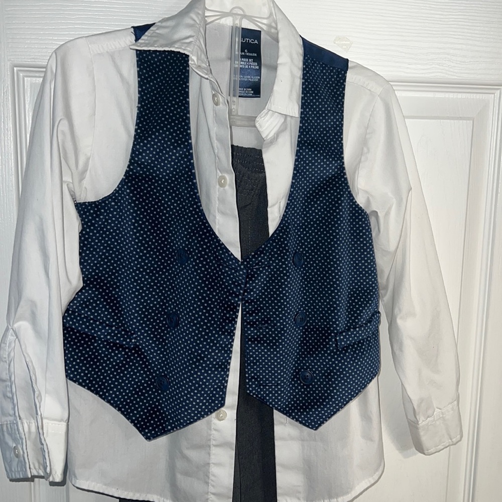 Boys size 6 nautica suit set